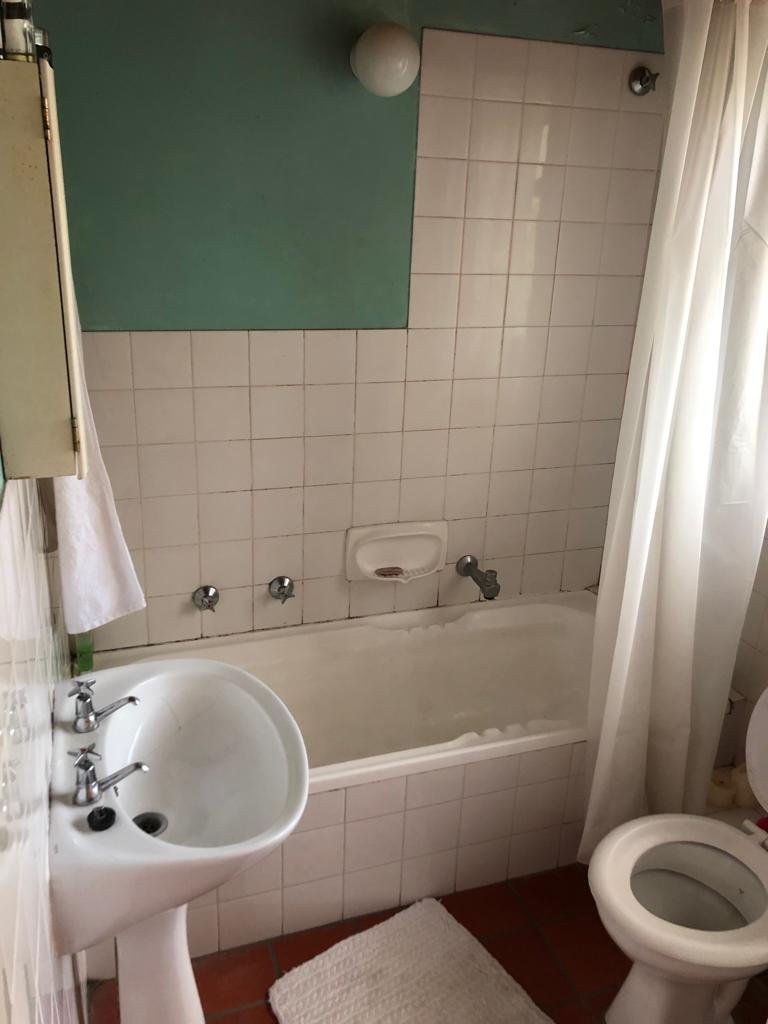 To Let 1 Bedroom Property for Rent in Kenilworth Western Cape